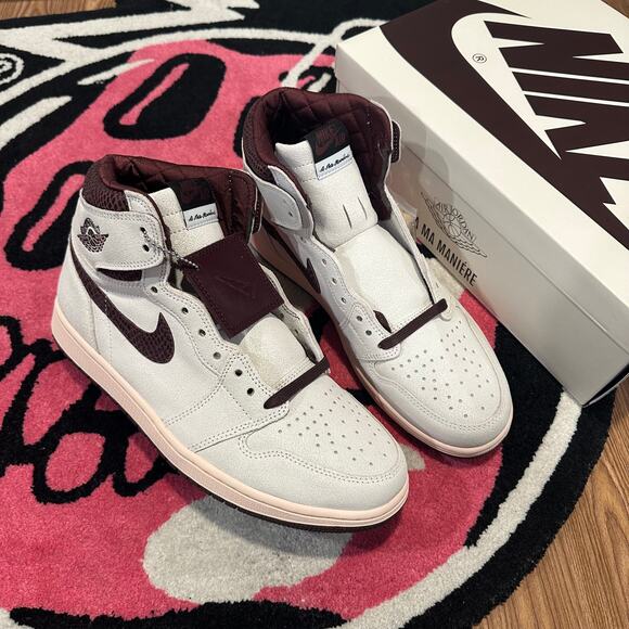 Nike Air Jordan 1 Retro High OG – Size 11.5
